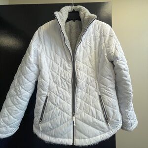 Pretty white puffer coat
